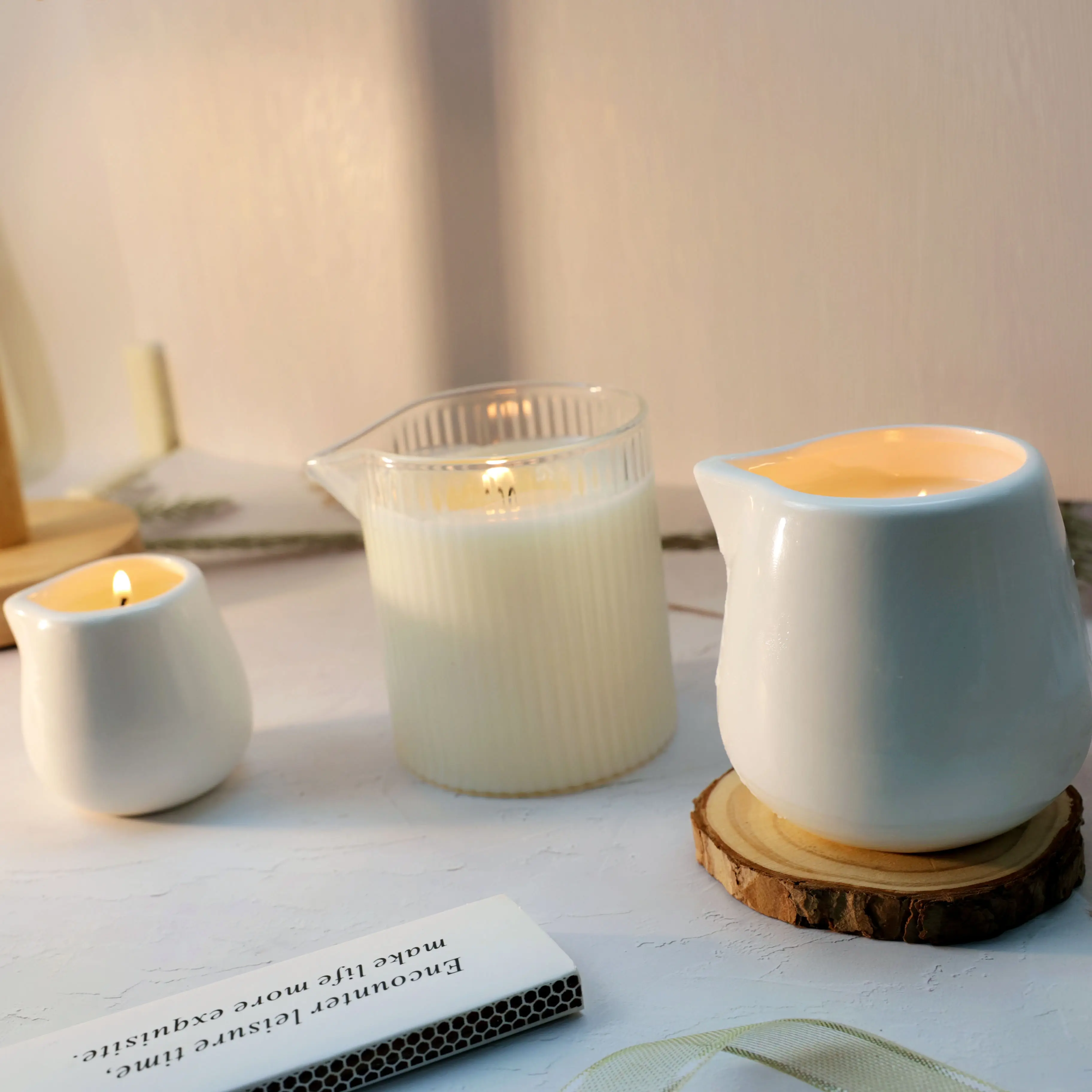 Wholesale Private Label Unique White Essential Oil Ceramic Candle Massage Scented Candle with Spout