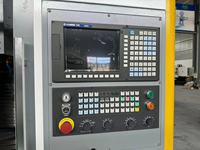 Centre d'usinage vertical automatique GSK VMC850 robuste avec table rotative 3/4/5 axes, fraiseuse CNC intelligente, broche Taïwanaise