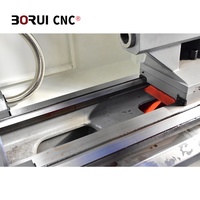 Tour CNC à lit plat multifonction CK6140 avec tourelle électrique à 4 postes pour le tournage, le perçage et le filetage en une seule opération