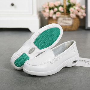 Comode <span class=keywords><strong>Scarpe</strong></span> da Infermiere in Pelle di Vacchetta Antiscivolo Bianche con Fascia Elastica e Cuscino d'Aria - Product Image 3