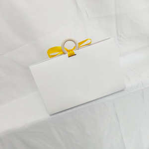 Wholesale Custom <b>White</b> Cardboard <b>Paper</b> <b>Bags</b> for Clothing Stores Handbags and Shopping <b>Bags</b> - Product Image 2