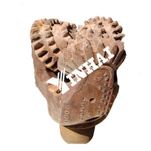 مثقاب 12 بوصة من كربيد التنغستن مع مثقاب حفر آبار النفط التنغستن بت Tricone مستعملة - Product Image 1