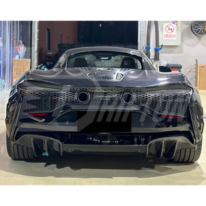 Diffuseur arrière en fibre de carbone entièrement visible Artura Novi Style pour kit carrosserie McLaren Artura - Product Image 2