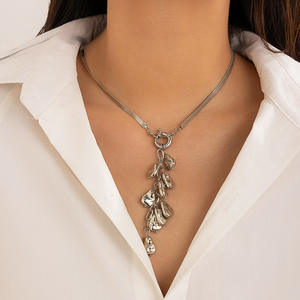 Serpent Chaîne Collier Rétro Perle Gland Cuivre Lame Ras Du Cou Vintage Palais Style Femmes Bijoux - Product Image 3