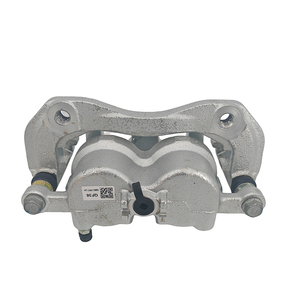 เบรกหน้าซ้ายคุณภาพสูงใหม่สำหรับขายส่ง รุ่น <span class=keywords><strong>58110</strong></span> 2W000 <span class=keywords><strong>58110</strong></span>-2W000 581102W000 สำหรับรถยนต์ซานตาเฟ่ IX45 และโซเรนโต - Product Image 2