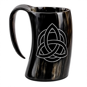 Corne à boire Viking en corne de buffle, verre à bière médiéval en corne d'ox naturelle polie - Product Image 1
