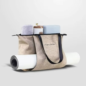 Échantillon gratuit : Sac de sport à bandoulière pour femme avec compartiment séparé pour chaussures, sac de rangement à main (tapis de yoga non inclus) - Product Image 1