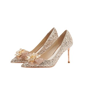 Zapatos de tacón bajo de satén con diamantes de imitación para invierno, estilo sexy, sin cordones, de cuero, con tacón de gatito hueco, cómodos, de punta, para hombre y mujer - Product Image 1
