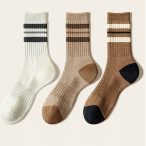 <span class=keywords><strong>Chaussettes</strong></span> en coton rayées personnalisées en gros, absorbantes, <span class=keywords><strong>chaudes</strong></span>, épaisses, en tissu éponge, <span class=keywords><strong>pour</strong></span> hommes, <span class=keywords><strong>chaussettes</strong></span> thermiques mi-mollet <span class=keywords><strong>pour</strong></span> <span class=keywords><strong>l</strong></span>'<span class=keywords><strong>hiver</strong></span> quotidien - Product Image 6
