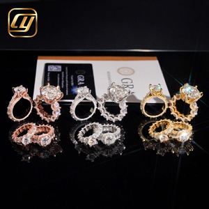 Anillos de Compromiso de Lujo para Mujer en Plata 925 con Moissanita, Corte Brillante Redondo, Engaste Pavé, Baño de Rodio, Estilo Corona - Product Image 2