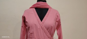 Vestido Maxi Rosa con Cuello en V, Manga Tres Cuartos, Estilo Cruzado, Holgado, Informal, de Algodón Tejido, Color Sólido, con Detalle de Borlas, para Todas las Temporadas - Product Image 3