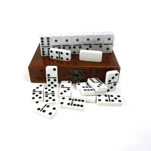 Holesale-juego de dominó personalizado, juego de dominó doble y seis jogo de toplete blanco con 28 piezas de puntos negros en caja de madera de lujo para juego de mesa