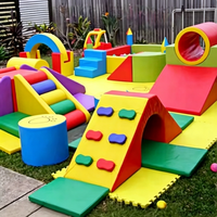 Équipement de parc d'attractions intérieur pour tout-petits, piscine à balles pour fête d'anniversaire d'enfants avec toboggan et blocs EPP souples