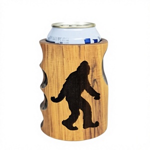 Portabottiglie in legno con design Bigfoot, adatto per lattine e bottiglie, prodotto negli Stati Uniti - Product Image 1
