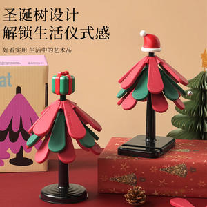 Juego de posavasos de silicona con diseño de árbol de Navidad Piacemar, resistentes al calor, para almacenamiento en mesa con base - Product Image 5