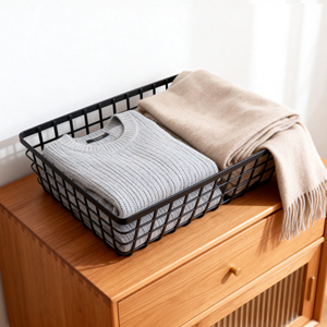 Panier de rangement en acier au carbone durable, résistant à la rouille, écologique, moderne, multi-usages, grande capacité, avec design d'égouttage pour le rangement - Product Image 1