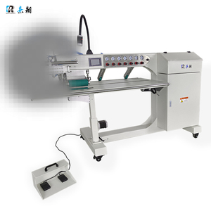Machine de soudage plastique à air chaud CR-G28 avec <span class=keywords><strong>buse</strong></span> large de 200 mm pour bâches <span class=keywords><strong>PVC</strong></span>, tentes et soudeuses automatiques à chaud - Product Image 2