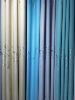 L'usine personnalise des tissus de rideaux de haute précision avec des motifs ondulés chinois. Il est utilisé pour la décoration de la maison.