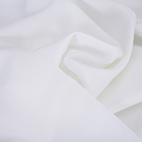 Nappe Ronde de Luxe 132 en Polyester Blanc de 120 Pouces pour Événements, Mariages, Banquets, Restaurants
