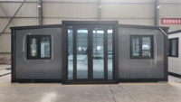 Maison conteneur extensible à structure en acier robuste, résistante au vent et aux tremblements de terre, villa modulaire préfabriquée pour les sites d'Afrique et d'Europe