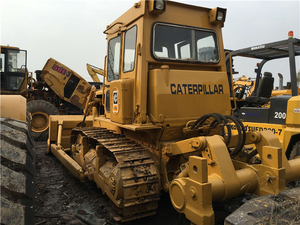 Bulldozer CAT D6D d'occasion à prix avantageux, faible nombre d'heures de travail, prêt à l'emploi, pour travaux de construction - Product Image 3