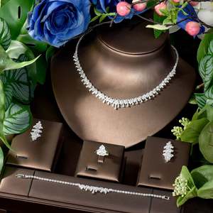 ชุดเครื่องประดับ4ชิ้นแบบบาแกตต์หรูหราสำหรับผู้หญิงต่างหูสร้อยคอเพทาย4ชิ้นสำหรับเครื่องประดับงานแต่งงานของเจ้าสาว S-188ราคาโรงงาน - Product Image 1