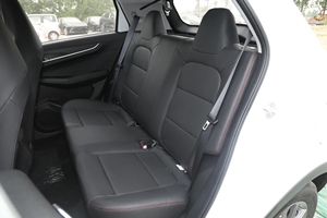 Nouvelle Voiture Chinoise Économique Geely Livan X3 Pro 2025 1.5L – Véhicule Essence Confortable, SUV Automatique Abordable, Expédition Immédiate - Product Image 6