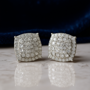 Orecchini E2724 in Oro Bianco con Diamanti Taglio Brillante Rotondo Colore D Naturali Stile Classico da Donna - Product Image 2