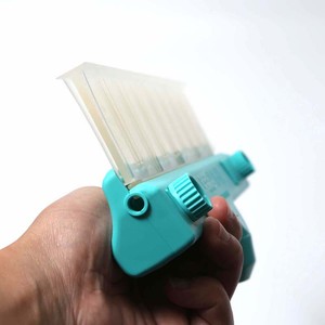 Aqua Blade Raclette de fenêtre en silicone Séchage de l'eau Lame essuie-<span class=keywords><strong>glace</strong></span> en <span class=keywords><strong>caoutchouc</strong></span> avec réservoir d'eau - Product Image 4