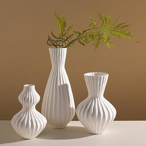 Vase en céramique de style européen simple, motif coquillage, texture givrée, pot de fleurs hydroponique, décoration créative pour la maison - Product Image 3