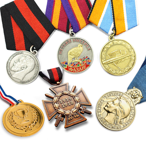 Medalla de Baloncesto Deportiva Personalizada con Logotipo Grabado, Medallas de Trofeo, Medalla de Tiro Personalizada de Bronce con Cinta Giratoria Navideña - Product Image 3