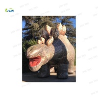 Statue de dinosaure gonflable réaliste Jurassic World pour l'extérieur / Modèle de tricératops, dragon géant de Noël, tissu Oxford, publicité