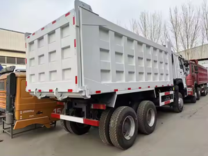 Camion benne lourd Howo Sino 6x4 10 roues d'occasion blanc à vendre - Product Image 2