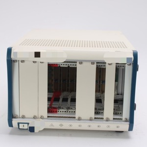 ใหม่ National Instruments 778636-01 NI PXI-1042 แชสซี 8 ช่องและแหล่งจ่ายไฟ - Product Image 3