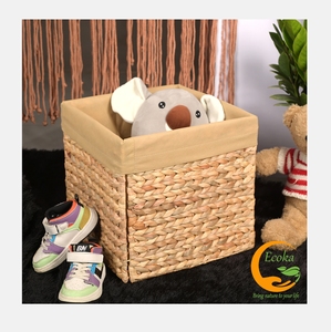 Panier de rangement pliable en jacinthe d'eau tressée, modèle Ecoka 23, écologique, design carré, pour vêtements, Vietnam - Product Image 2