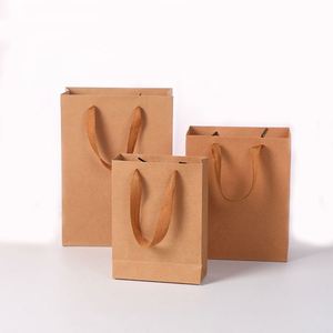 Sac en papier portable recyclable à prix d'usine, sac cadeau en papier, sac en papier avec logo - Product Image 4