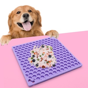 Portable Eco-Friendly Square Honeycomb Silicone Pet <strong>Lick</strong> Mat Slow Feeding Speed Design For Cats And Dogs - Product Image 3
