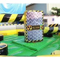 Jeux gonflables commerciaux 6 jeux mécaniques de défi gonflable de cavalier de fusion toxique de personne à vendre