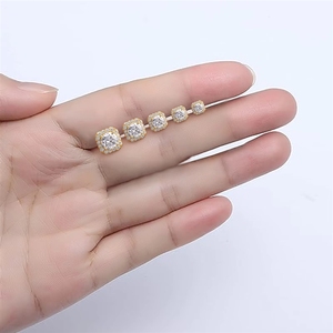 Boucles d'oreilles en argent sterling 925 plaqué or avec fleurs en moissanite, boucles d'oreilles en diamant moissanite - Product Image 5