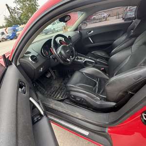 <span class=keywords><strong>Audi</strong></span> <span class=keywords><strong>TT</strong></span> Coupé-2.0TSI Turbo 211HP 2011 d'occasion | DSG à 6 vitesses | Voiture de sport à traction avant - Product Image 5