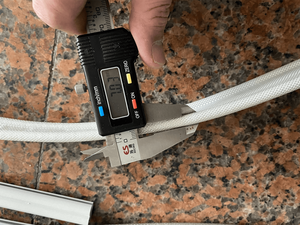 Sunrise 57610B # Perfil de Canal Universal para Toldos de Autocaravanas y Caravanas, 6 x 7/5 mm, <span class=keywords><strong>T4</strong></span> T5 T6, <span class=keywords><strong>Accesorios</strong></span> para RV, Poliéster Negro - Product Image 5