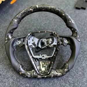 Volant en fibre de carbone personnalisé fait main YLD pour Toyota Camry L <span class=keywords><strong>LE</strong></span> XLE SE XSE TRD Avalon 2018-2023 - Product Image 2