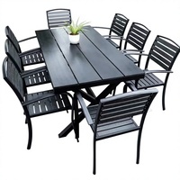 Ensemble table et chaises modernes minimalistes en bambou pour l'extérieur, idéal pour les patios, les salons de thé et de café, les jardins et les balcons en plein air