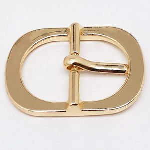 Boucles à ardillon en pouces - Product Image 3