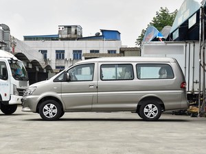 Offerta Speciale: Auto Familiare Lingzhi M5 EV 2024 Edizione Normale Base, Versione Passeggeri 7 Posti - Product Image 4