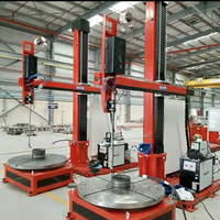 Station de soudage TIG verticale compacte pour revêtement par arc et surfacing