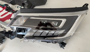 El kit de carrocería de modificación automática para To_yota Hiace mini bus Crowl bodykit incluye parachoques delantero y trasero con lámparas automáticas de rejilla - Product Image 5