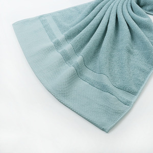 Toalla de Baño Kim Ryan 50x100cm, 100% Algodón, Suave y Absorbente, Toalla Grande para Adultos, Tejido Liso, Regalo Personalizado - Product Image 2