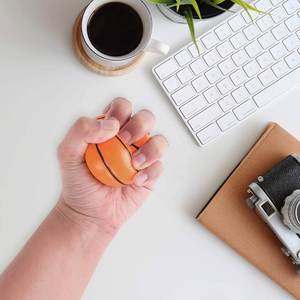 ชุดของเล่นบีบคลายเครียด PU รูปทรงฟุตบอล บาสเกตบอล เบสบอล 4 ชิ้น ขายส่ง - Product Image 5