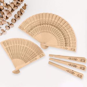 Éventails pliants en bois de santal, éventails à main en bois naturel pour cadeaux de baby shower, cadeaux de mariage - Product Image 1